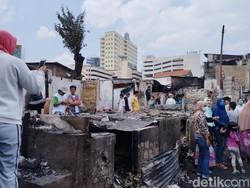 500 Warga Cikini Jadi Korban Usai Puluhan Rumah Hangus Terbakar
