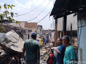 Raja Tega di Kebakaran Cikini, Rumah Hangus hingga Motor Dicuri