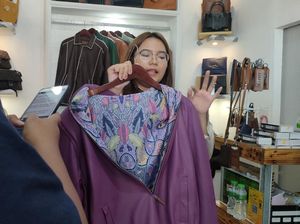 Dipamerkan di Italia, Jaket Kulit Batik Garut Sukses Buat Bule Terkesan Dipamerkan di Italia, Jaket Kulit Batik Garut Sukses Buat Bule Terkesan