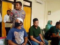 Sekeluarga Pelaku Pengeroyokan Brimob di Dompu Dituntut 6 Tahun Bui