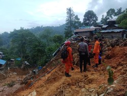 1 Korban Longsor di Kalsel Kembali Ditemukan Selamat, Pencarian Dilanjut Besok