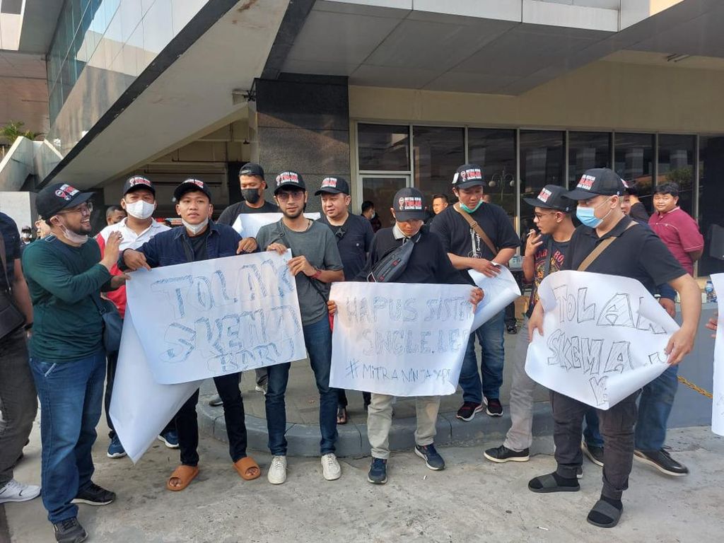 Ninja Xpress Digeruduk Mitra soal Komisi & Penalti, Perusahaan Buka Suara Ninja Xpress Digeruduk Mitra soal Komisi & Penalti, Perusahaan Buka Suara