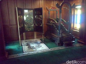Potret Terompet Azan-Manuskrip Kuno di Museum Ahmad Mutamakkin Pati Potret Terompet Azan-Manuskrip Kuno di Museum Ahmad Mutamakkin Pati
