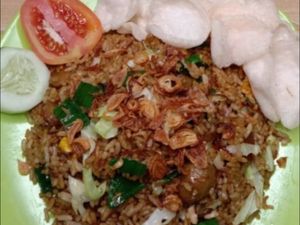 Resep Pembaca: Resep Nasi Goreng Bakso Sayuran yang Sedap
