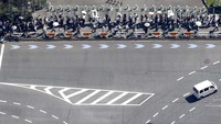 Panjangnya Antrean Warga yang Beri Penghormatan ke Shinzo Abe
