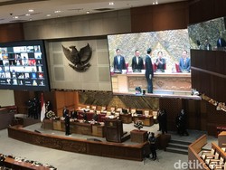 DPR Sahkan Ahmadi Noor Supit Jadi Anggota BPK Gantikan Harry Azhar