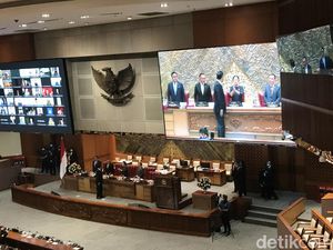 DPR Sahkan Ahmadi Noor Supit Jadi Anggota BPK Gantikan Harry Azhar DPR Sahkan Ahmadi Noor Supit Jadi Anggota BPK Gantikan Harry Azhar