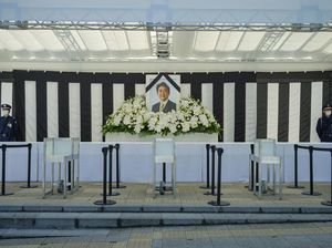 Pemakaman Kenegaraan Shinzo Abe Hari Ini, Dihadiri Ribuan Orang