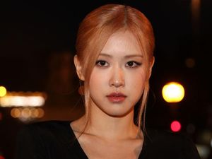 Rose BLACKPINK Debut di Album OST Film Hollywood