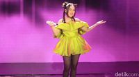 Transformasi Ayu Ting Ting di Panggung, Hari Ini Ultah ke-32