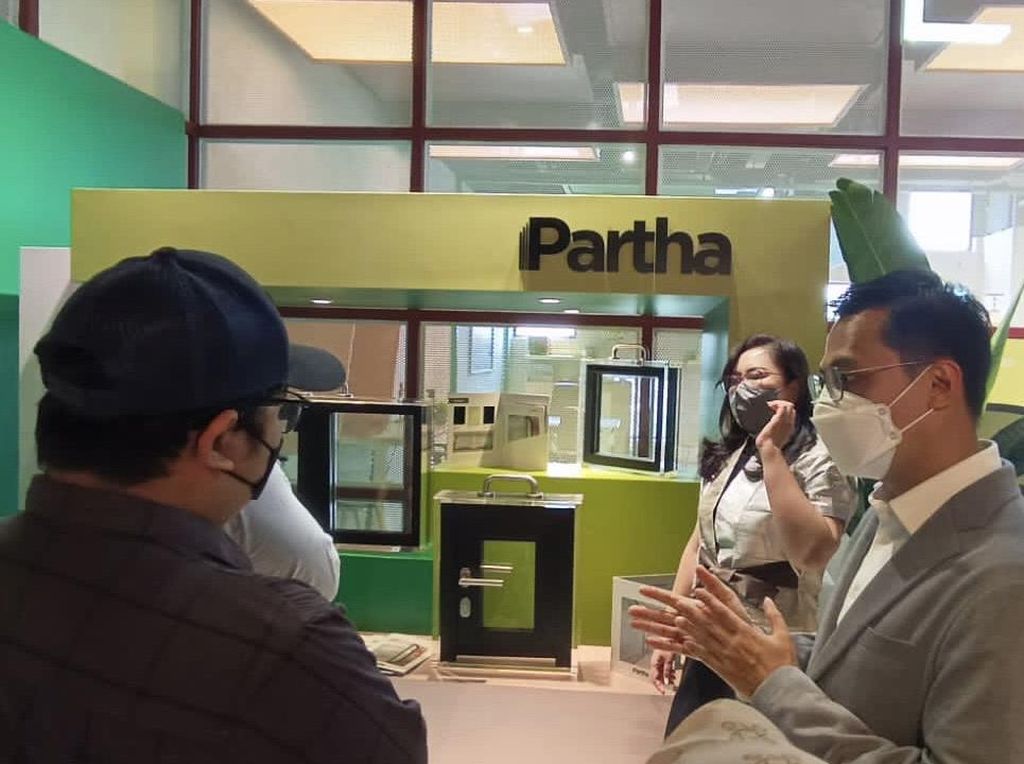 Bangga Buatan Lokal, Dukung Peningkatan Penggunaan Produk Dalam Negeri Bangga Buatan Lokal, Dukung Peningkatan Penggunaan Produk Dalam Negeri