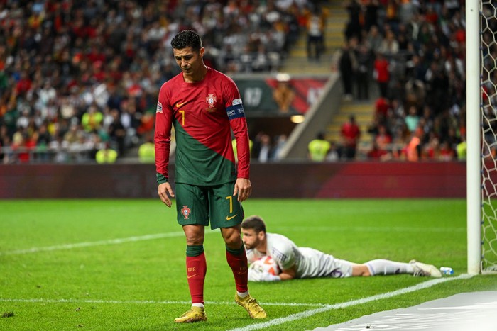 BRAGA, PORTUGAL - SEPTEMBER 27: Cristiano Ronaldo of Portugal reacts during the UEFA Nations League League A Group 2 match between Portugal and Spain at Estadio Municipal de Braga on September 27, 2022 in Braga, Portugal. (Photo by Octavio Passos/Getty Images)