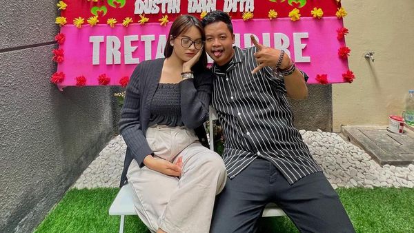 Ditha Rizky Amalia dan Dustin Tiffani yang Lagi Kasmaran