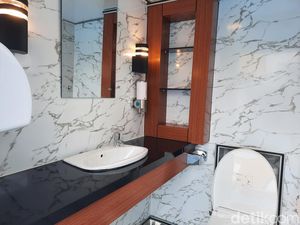 Toilet Mewah Kereta Eksekutif, Hasil Inovasi Balai Yasa Manggarai Toilet Mewah Kereta Eksekutif, Hasil Inovasi Balai Yasa Manggarai