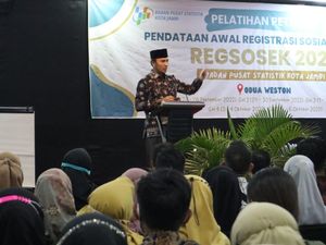 Regsosek dan Reformasi Sistem Perlindungan Sosial Regsosek dan Reformasi Sistem Perlindungan Sosial