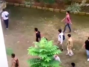 Ketua HMJ UIN Makassar Dikeroyok gegara Cegah Parkir Liar, Kepala Sobek