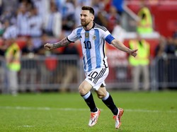 Saat Messi Diburu Pemain dan Staf Pelatih Jamaika buat...