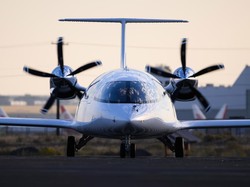 Pesawat Listrik Pertama di Dunia Mengudara, Sukses Terbang 8 Menit