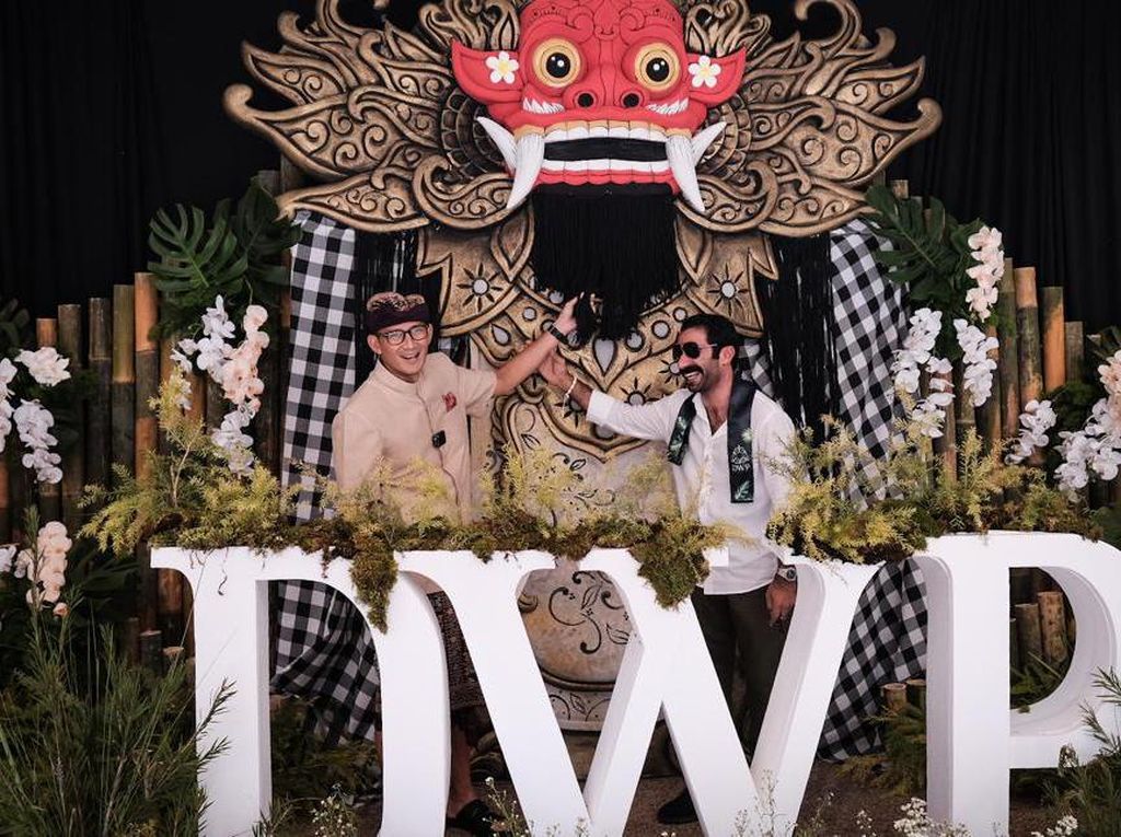 Sandiaga Uno Beri Kabar Bahagia Putrinya Akan Menikah Tahun Depan Sandiaga Uno Beri Kabar Bahagia Putrinya Akan Menikah Tahun Depan