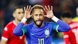 Gangguin Neymar Pake Laser? Eits, Gak Mempan tuh!