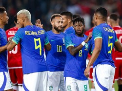 Seperti Messi, Neymar Juga Punya Bodyguard di Timnas Brasil