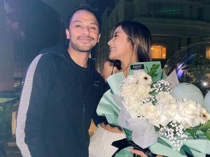 Nyanya Rizky dan Jerry Likumahwa Resmi Menikah, Belum Kepikiran Bulan Madu Nyanya Rizky dan Jerry Likumahwa Resmi Menikah, Belum Kepikiran Bulan Madu