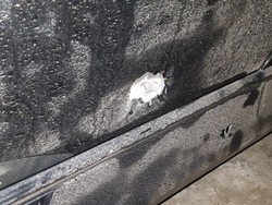 Penampakan Bekas Tembakan Teror di Mobil Aktivis Pekalongan