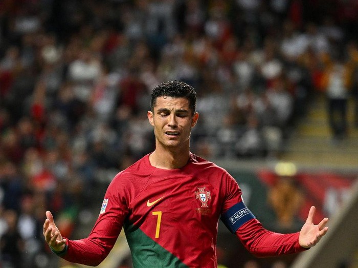 BRAGA, PORTUGAL - SEPTEMBER 27: Cristiano Ronaldo of Portugal reacts during the UEFA Nations League League A Group 2 match between Portugal and Spain at Estadio Municipal de Braga on September 27, 2022 in Braga, Portugal. (Photo by Octavio Passos/Getty Images)