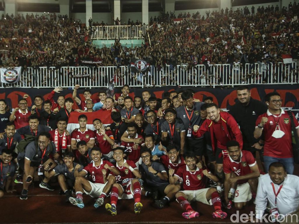 Foto: Selebrasi Timnas Indonesia Usai Kalahkan Curacao Lagi Foto: Selebrasi Timnas Indonesia Usai Kalahkan Curacao Lagi