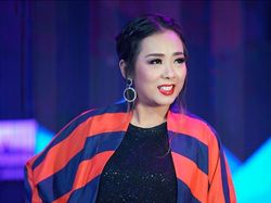 Soimah Perlihatkan Suvenir Nikahan Kaesang-Erina: Kesel Aku