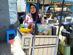 Subsidi BBM Cair Oktober, Pedagang Keliling Jembrana Sambut Sumringah