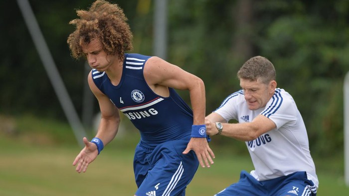 Chelseas David Luiz, Thierry Laurent during a training session at the Catholic University on 6th August 2013 in Washington DC, USA.  (Photo by Darren Walsh/Chelsea FC via Getty Images)