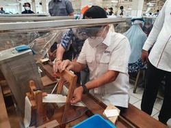 Cara Zulhas Agar Petani Tembakau Meningkat, Industri Rokok Maju