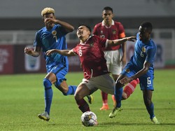 Timnas Curacao menampilkan performa agresif dan keras guna meladeni permainan kolektif Indonesia. (Foto: ANTARA FOTO/ADITYA PRADANA PUTRA)