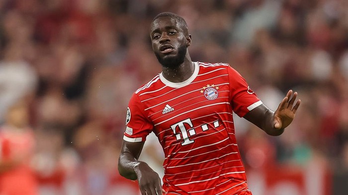 MUNICH, GERMANY - SEPTEMBER 13: Dayot Upamecano of Bayern Muenchen looks on during the UEFA Champions League group C match between FC Bayern München and FC Barcelona at Allianz Arena on September 13, 2022 in Munich, Germany. (Photo by Roland Krivec/DeFodi Images via Getty Images)