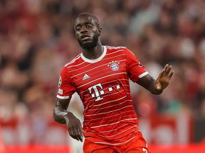 Cara Tak Biasa Dayot Upamecano Sembuhkan Sakit Tenggorokan