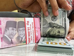 Rupiah Awal Pekan Dibuka Menguat