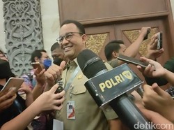 Anies Acungkan Jempol Saat Ditanya soal Duet dengan AHY di Pilpres 2024