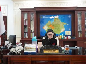 Pesan Bupati Kediri untuk Perawat: Masyarakat Dilayani dengan Hati