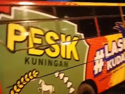 Bus Tim Pesik Kuningan Diserang di Cirebon!