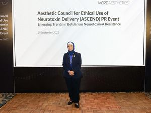 Dokter Ini Kupas Tuntas Masalah Suntik Botulinum Toxin A