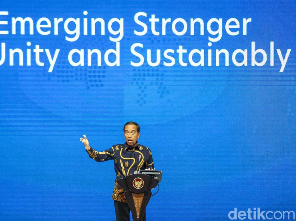Jokowi Kukuh Mau Setop Ekspor Timah dan Tembaga