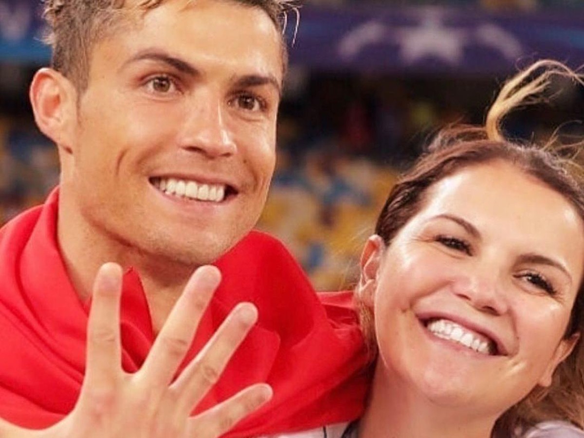 Cristiano Ronaldo dan kakaknya, Katia Aveiro. (Foto: Instagram @katiaaveirooficial)