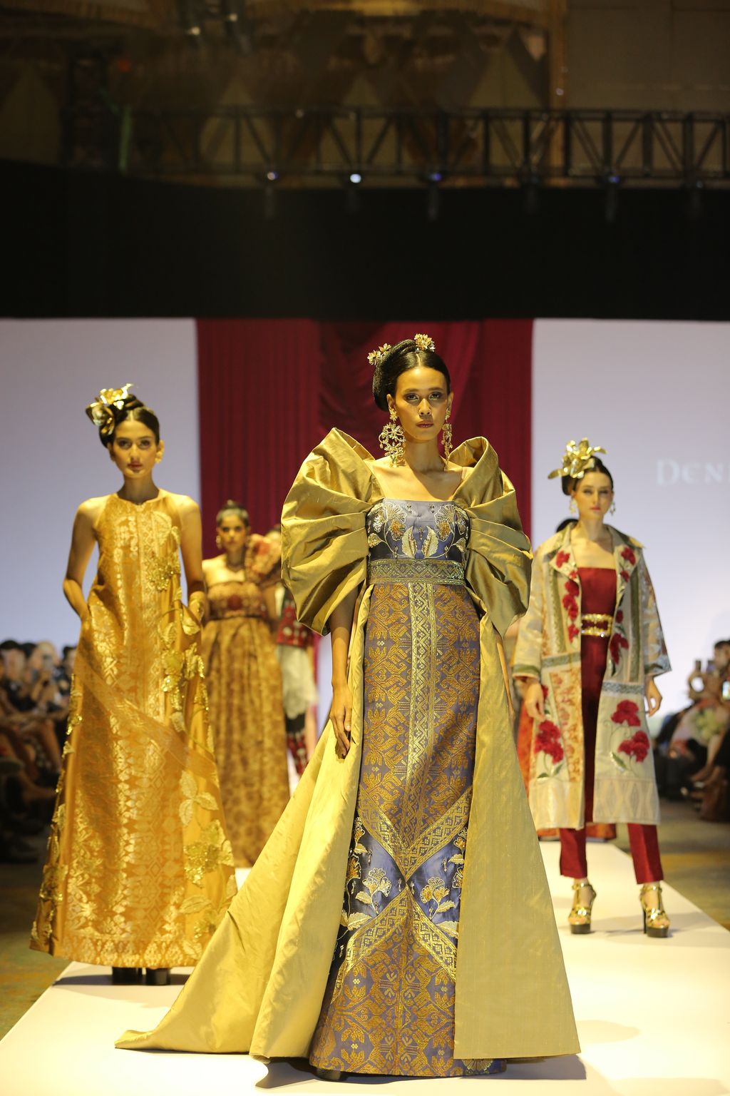 Langkah by Denny Wirawan spring summer 2023