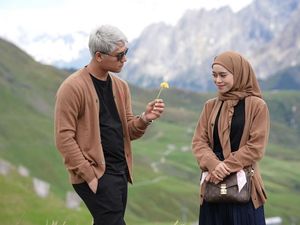 Keributan Rizky Billar-Lesti Kejora Memuncak Saat Lontaran Talak Keributan Rizky Billar-Lesti Kejora Memuncak Saat Lontaran Talak