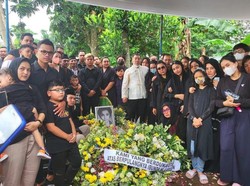 Kabar Duka dari Mayangsari