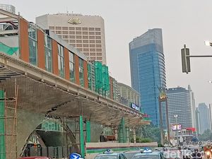 Halte Tutupi Patung Selamat Datang, Disbud Merasa Tak Perlu Beri Rekomendasi