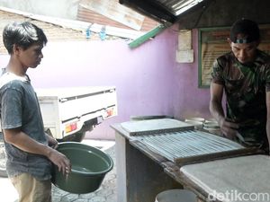 Harga Kedelai Melonjak, Perajin Tempe-Tahu di Polewali Mandar Meradang Harga Kedelai Melonjak, Perajin Tempe-Tahu di Polewali Mandar Meradang