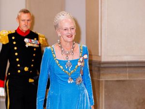 Alasan yang Memicu Ratu Denmark Putuskan Turun dari Takhta Alasan yang Memicu Ratu Denmark Putuskan Turun dari Takhta