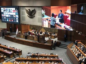 Momen Sri Mulyani Teriakkan Slogan NasDem dan Demokrat di Rapat DPR